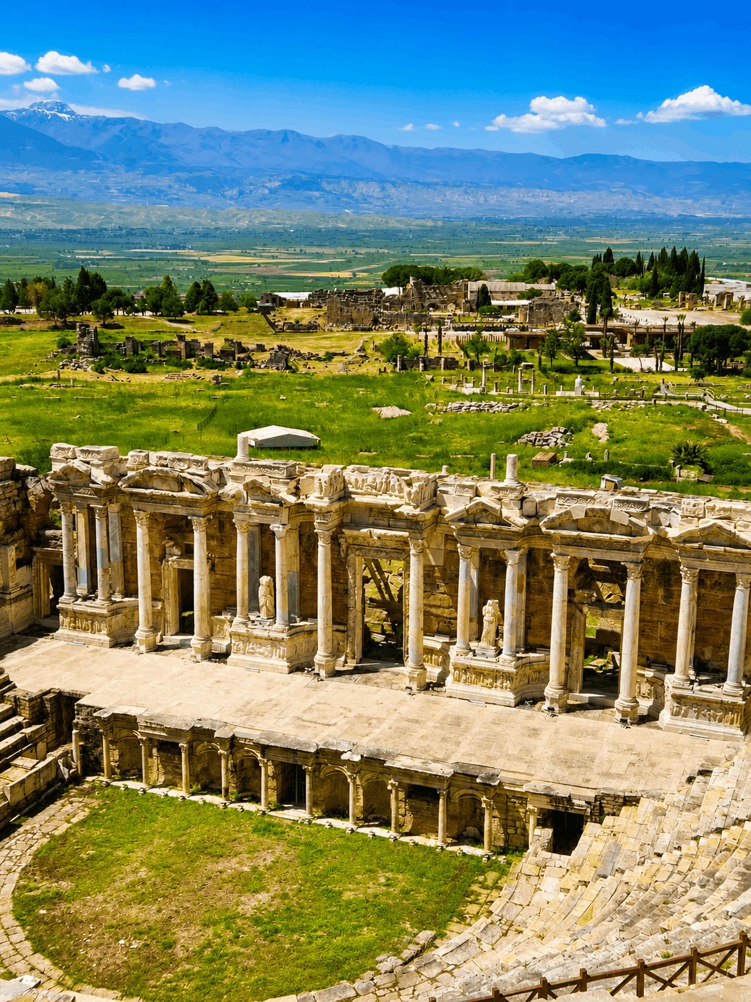 Ganztägige Tour nach Pamukkale und zum Salda-See thumbnail