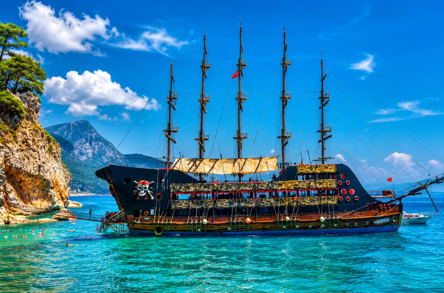 Pirate Boat Tour with Foam Party Experience in Alanya