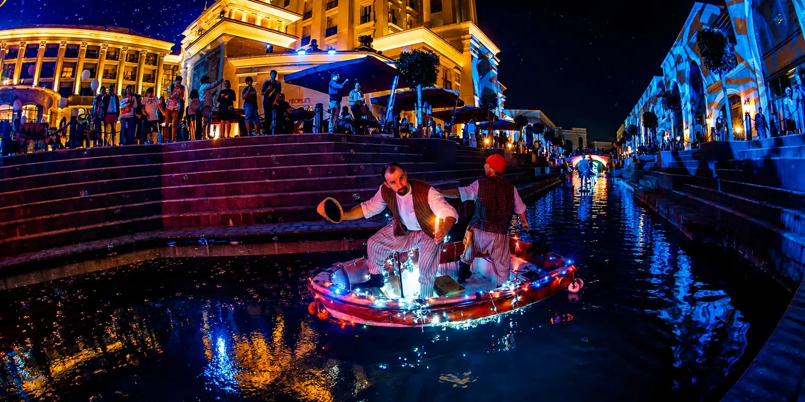 The Land of Legends Nachtshow, Shopping und faszinierende Unterhaltung thumbnail