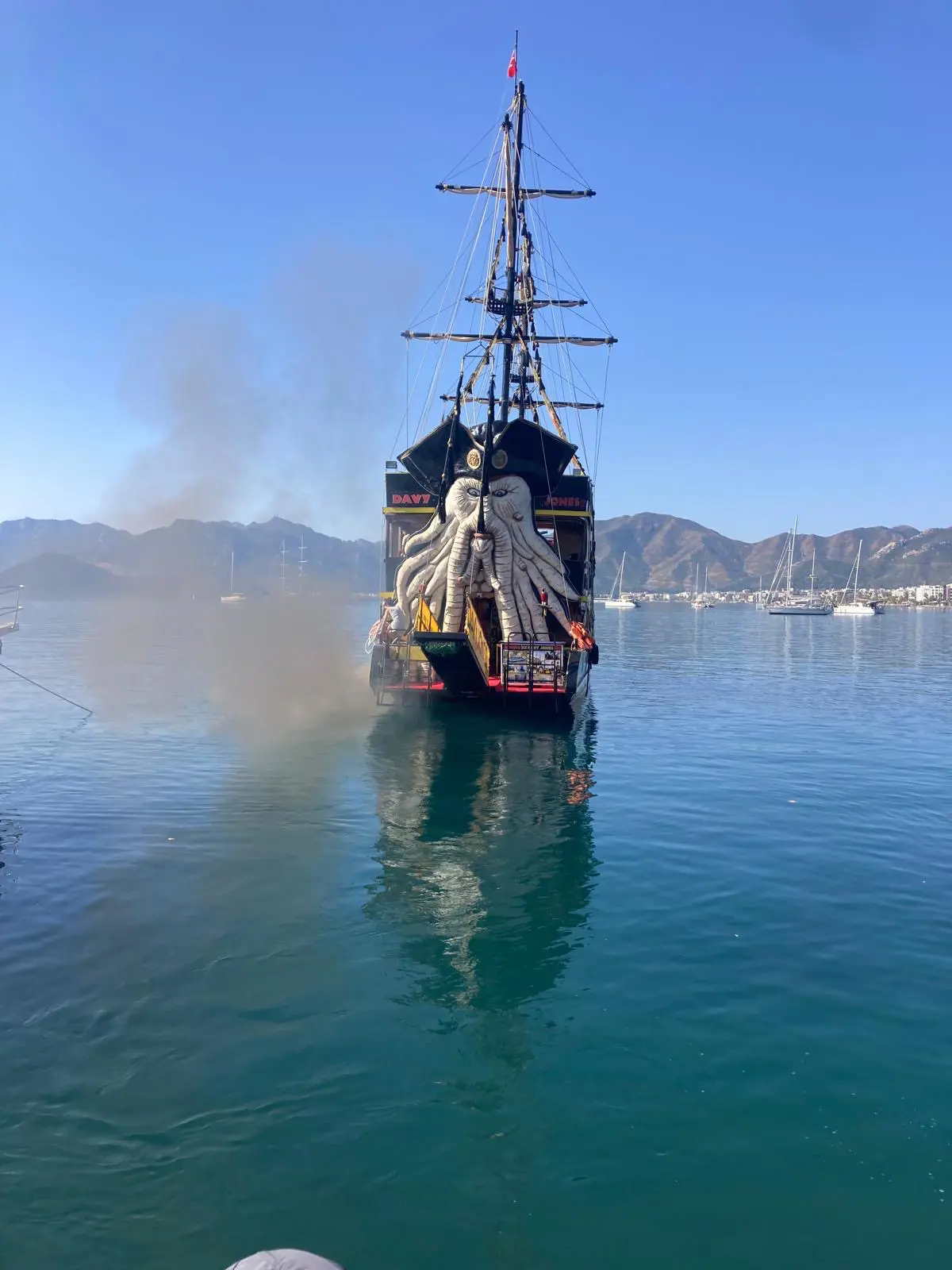 Davy Jones Pirate Boat Trip in Marmaris with Transfer and Alcohol Included thumbnail