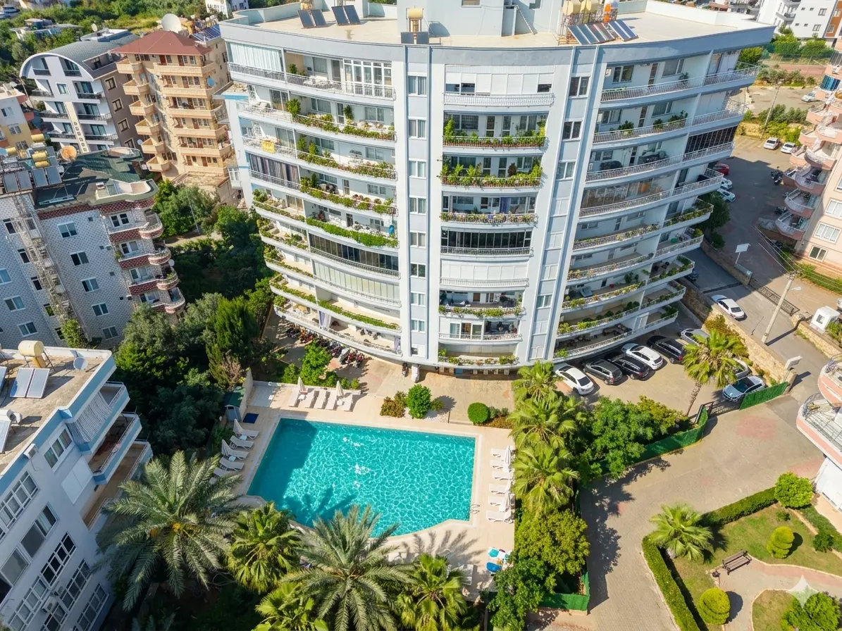 2+1 Apartment Near the Sea in Alanya Tosmur