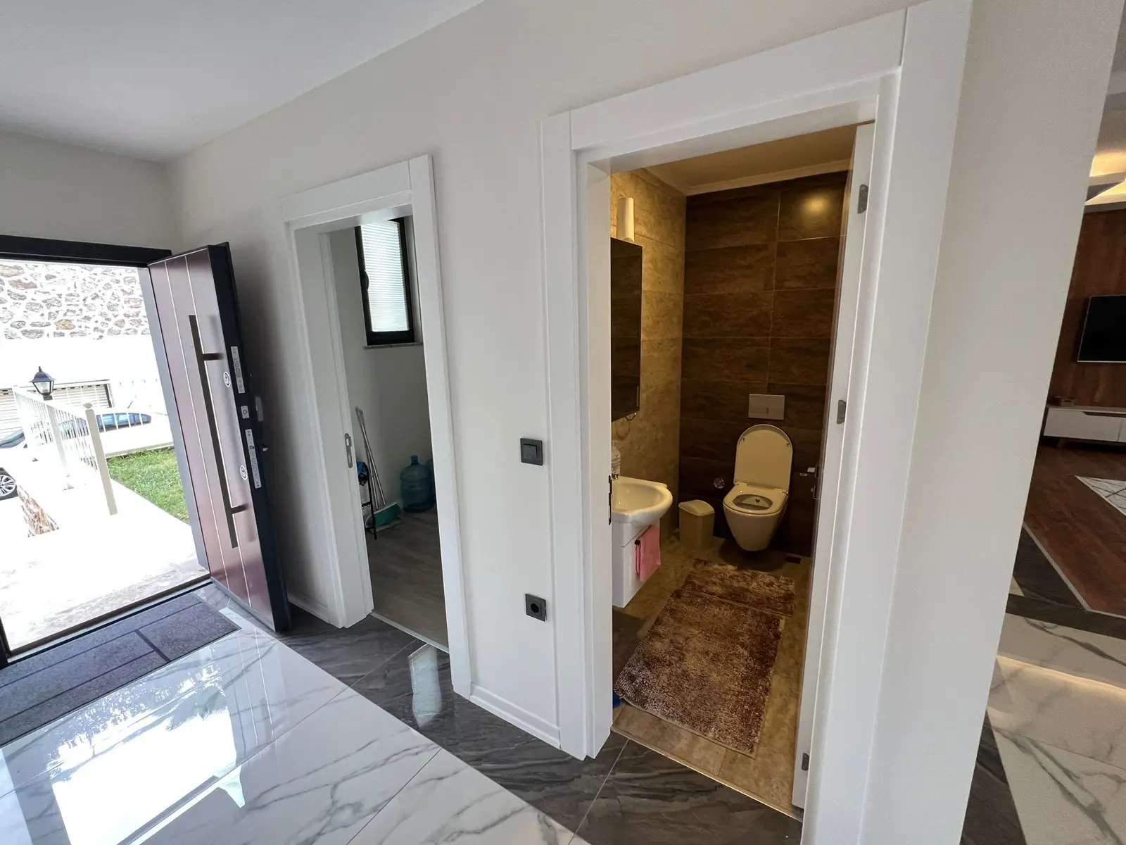 Luxury 6+2 Villa in Avocado Villas, Kargıcak | Private Garage & Premium Facilities thumbnail
