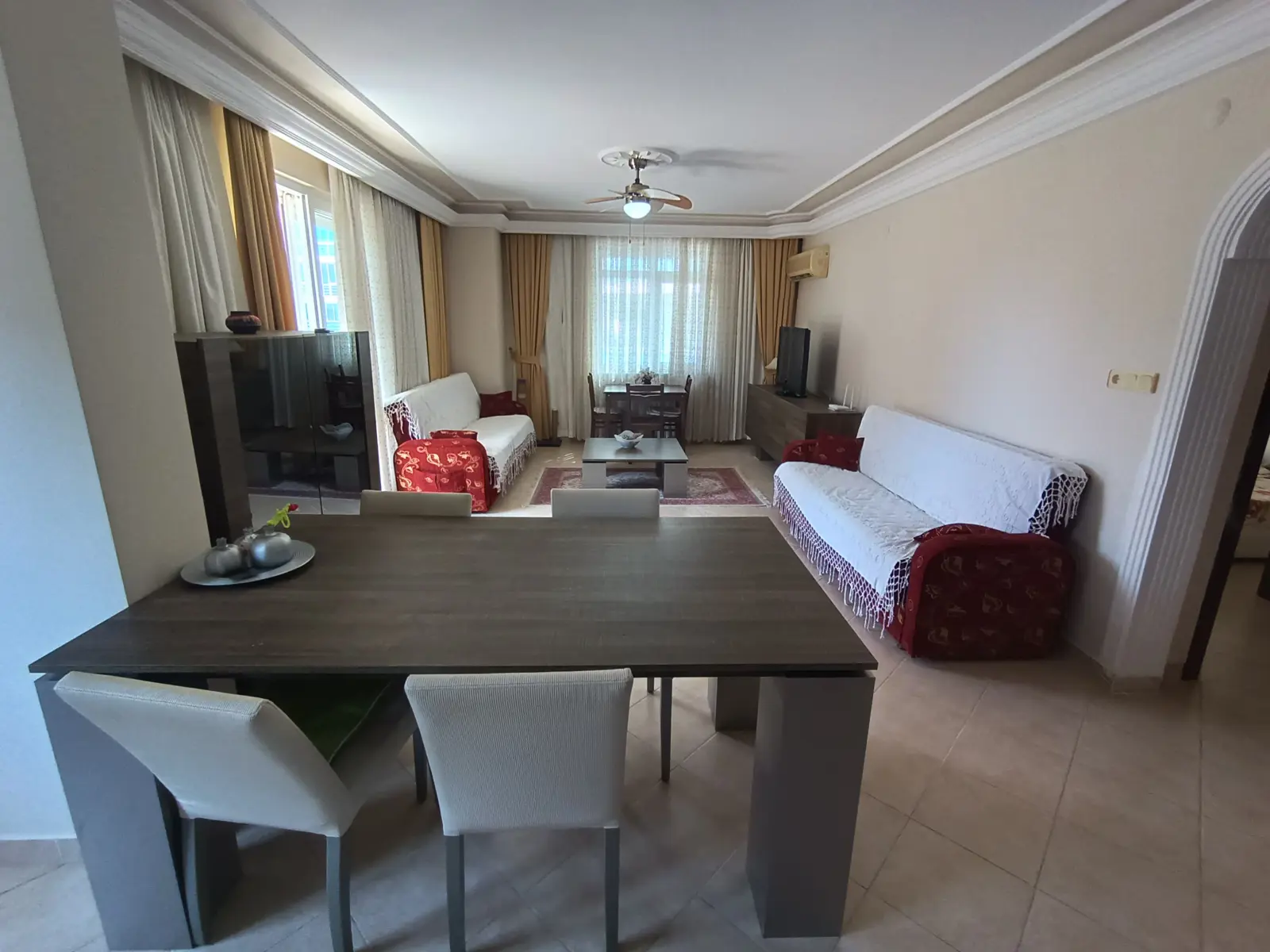 PRESTIGIOUS RESIDENCE IN MAHMUTLAR – 2+1 FURNISHED APARTMENT ONLY 300 METERS FROM THE SEA thumbnail
