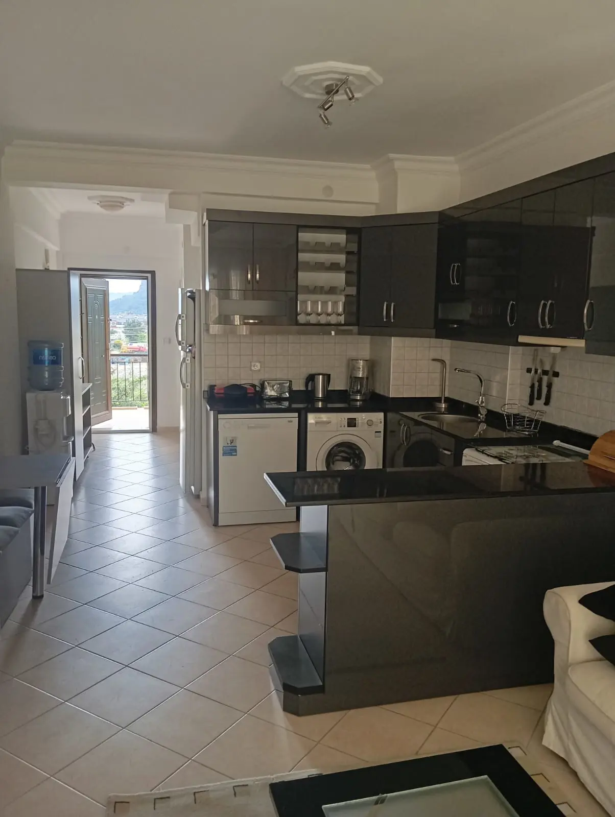2+1 furnished apartment in Kemer, Antalya thumbnail